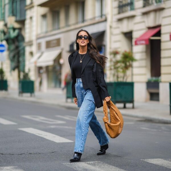 Pantalonii tapered leg. Află de ce ar trebui să îi ai în garderoba ta