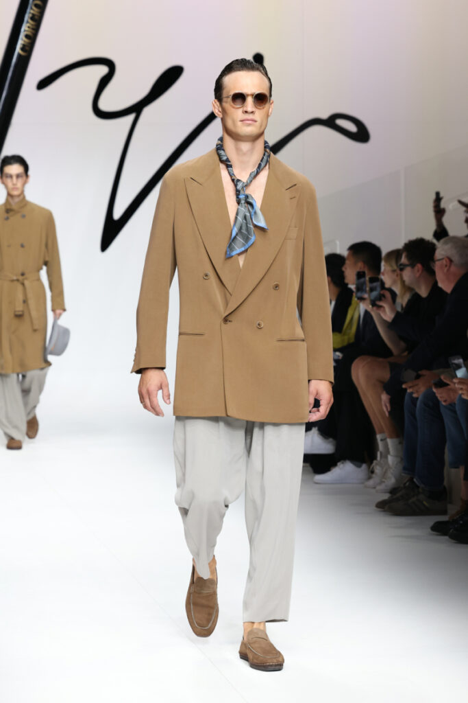 Moda masculină pentru primăvara-vara 2024 Giorgio Armani