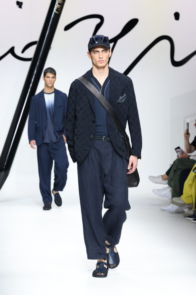 Moda masculină pentru primăvara-vara 2024 Giorgio Armani