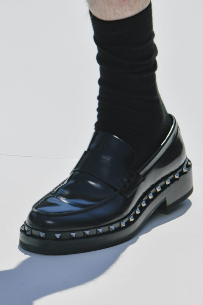 [Pantofi la modă pentru bărbați în primăvara-vara 2024]: loafers