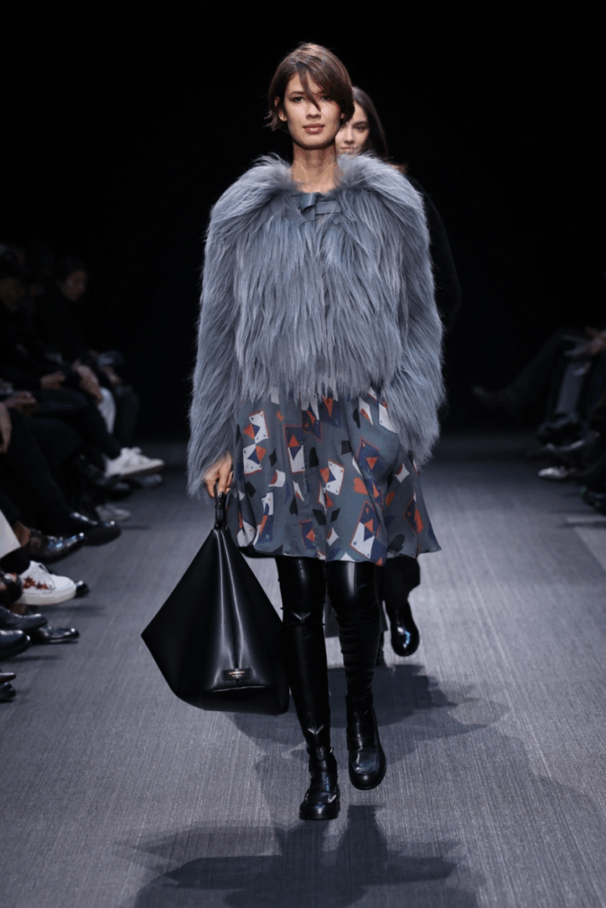 [Jachete feminine la modă pentru toamna și iarna 2025/2026]: imprimeuri animal