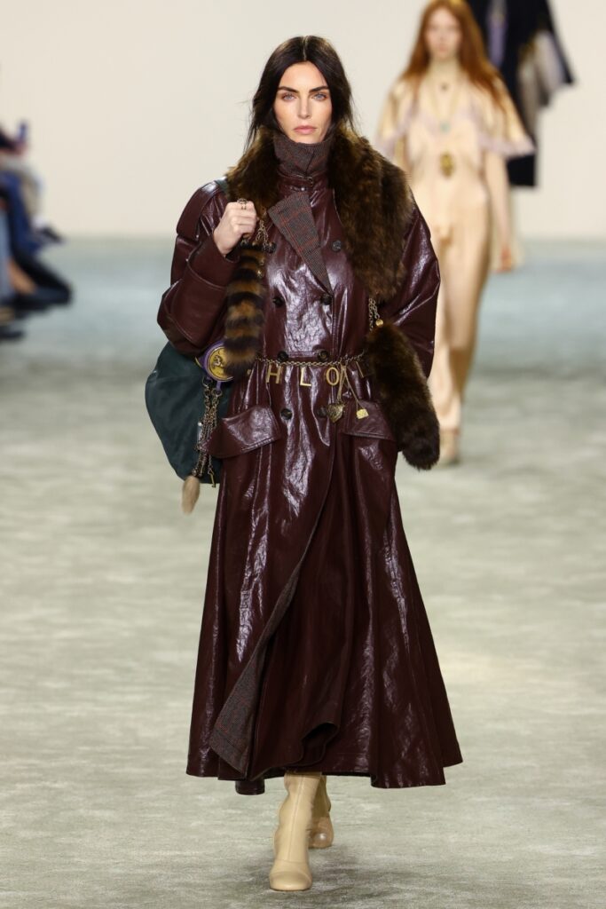 paltoane la modă pentru femei pentru toamnă și iarnă, prezentarea Chloe