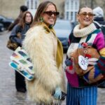 pulovere colorate pentru toamna-iarna 2025/2026