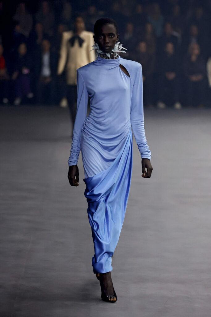 rochii pentru primăvara-vara 2026, drapaje la modă